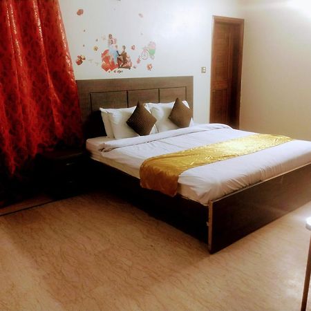 Luxury Living Rooms Near Agha Khan, Millennium, Nueplex Karaczi Zewnętrze zdjęcie