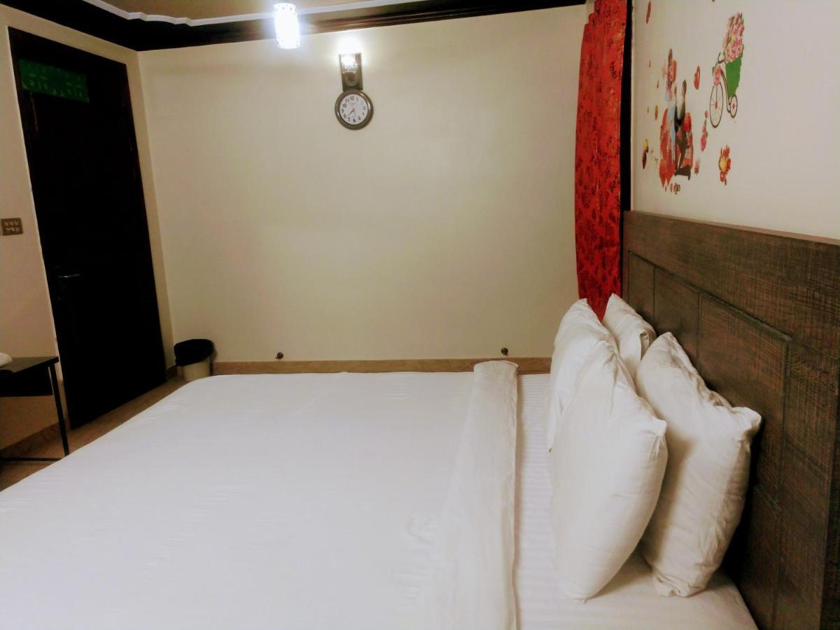 Luxury Living Rooms Near Agha Khan, Millennium, Nueplex Karaczi Zewnętrze zdjęcie